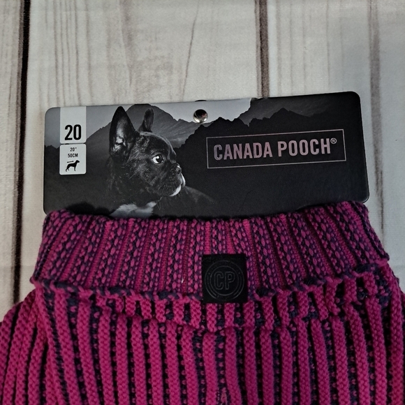 Canada Pooch Icon Striped Dog Sweater Size 20 Two Toned Knit - Picture 3 of 8
